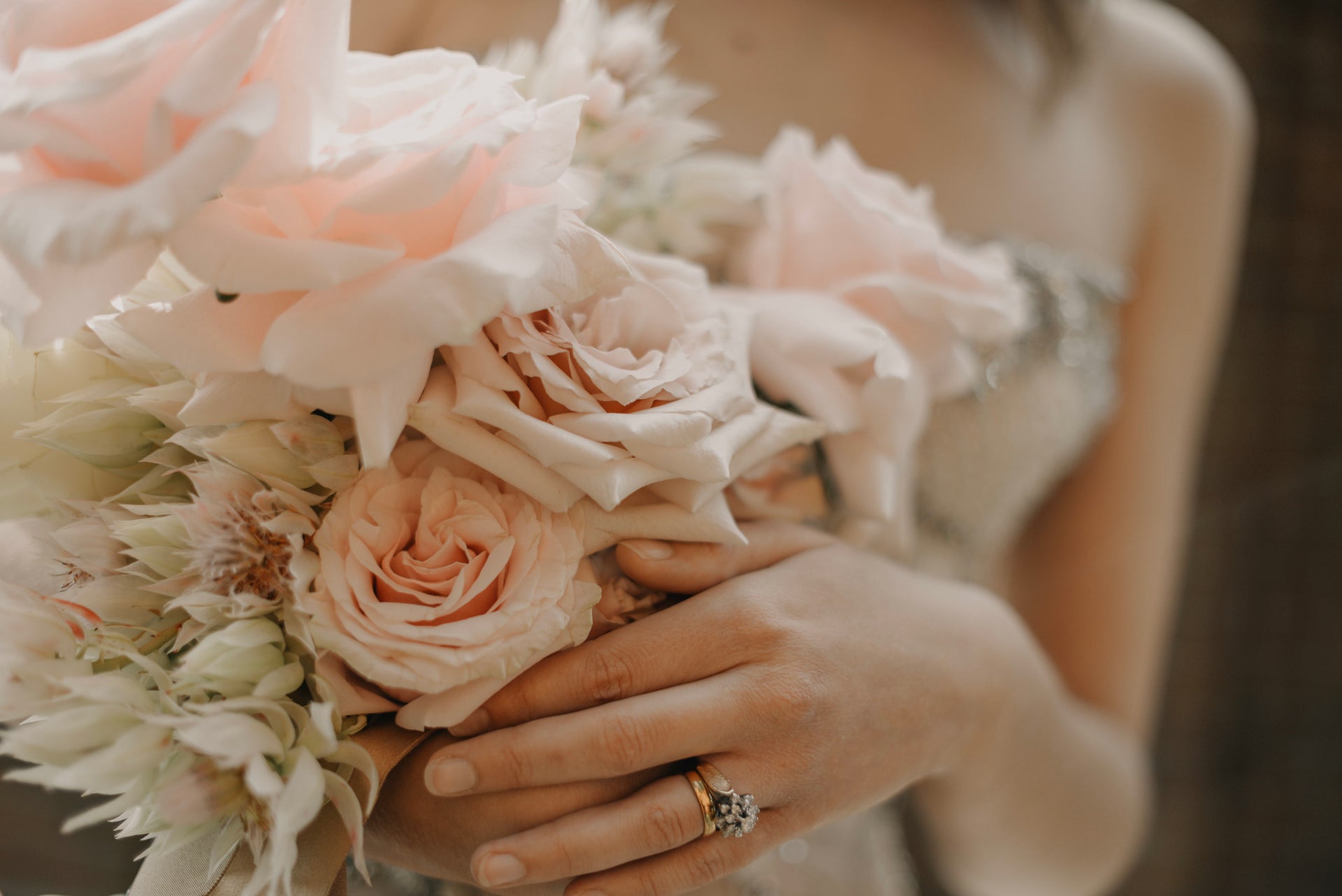 Load video: Memories by Coastal Wedding Flowers | Heidi Labram